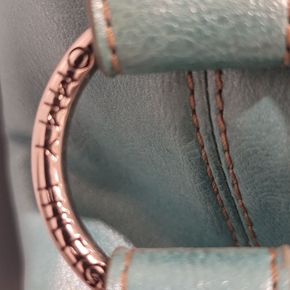 Purse - Picture 2 of 4